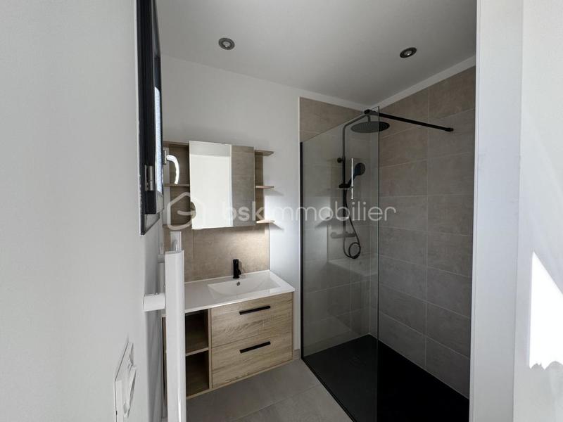 Maison - 101 m² - 5 pièces