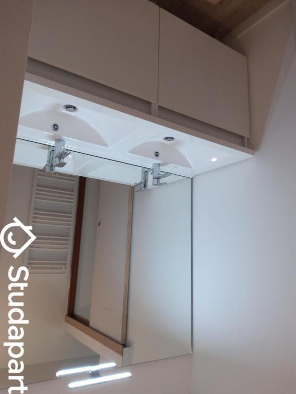 Chambre - 12 m² - 1 pièce