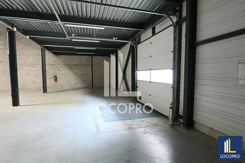 Local d'activité / Entrepôt - 2 513 m²
