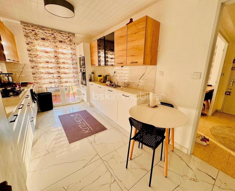 Appartement - 75 m² - 3 pièces