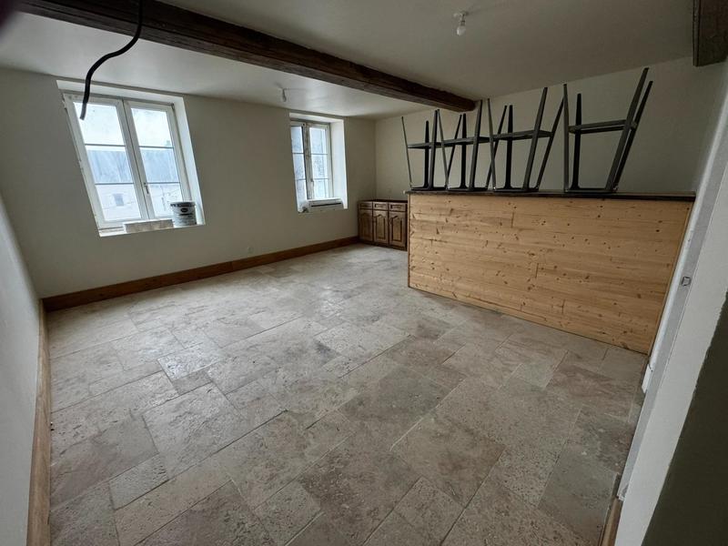 Maison - 352 m² - 15 pièces