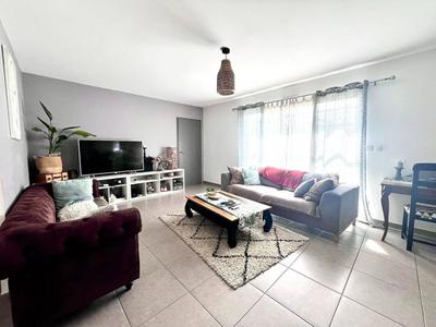 Maison - 104 m² - 5 pièces