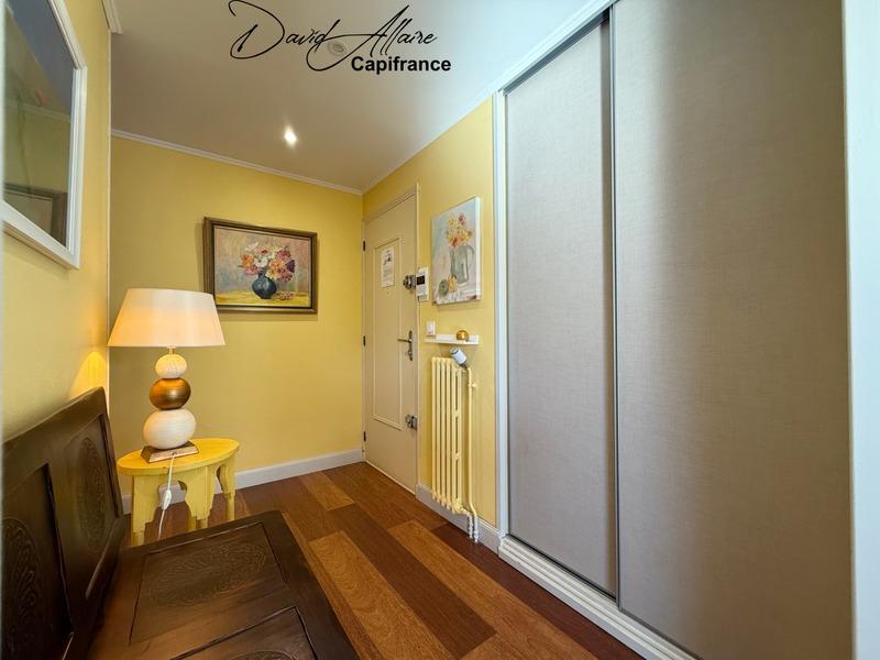 Appartement - 81 m² - 3 pièces