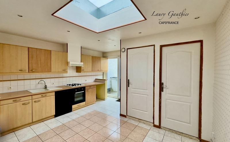 Maison - 95 m² - 5 pièces