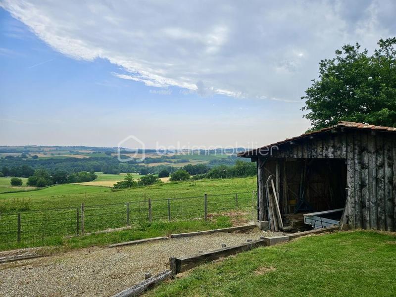 Maison - 150 m² - 4 pièces