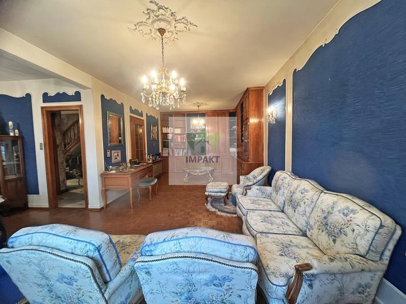 Maison - 166 m² - 6 pièces