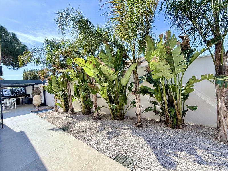 Maison - 218 m² - 5 pièces