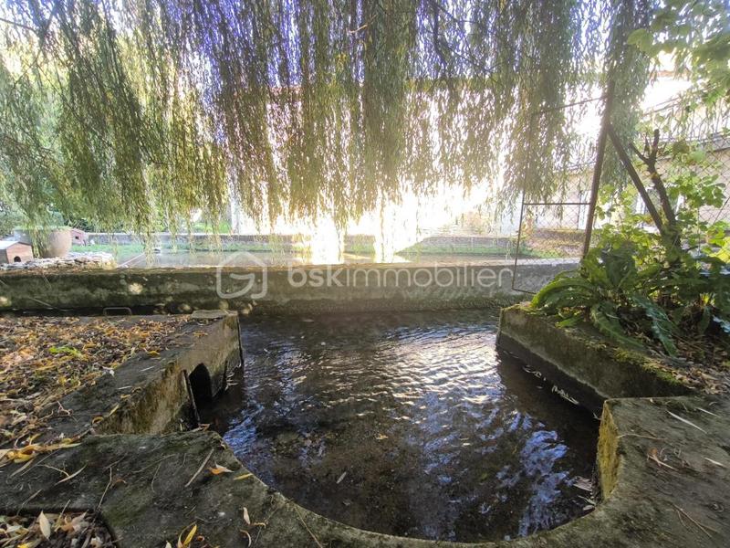 Demeure - 199 m² - 12 pièces