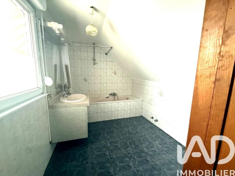 Maison - 112 m² - 6 pièces