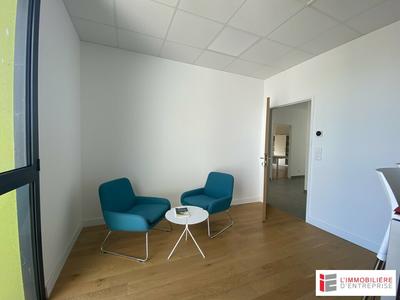 Bureau - 274 m²