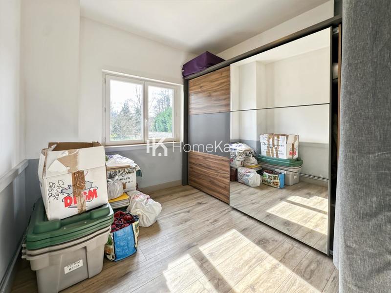 Maison - 202 m² - 5 pièces