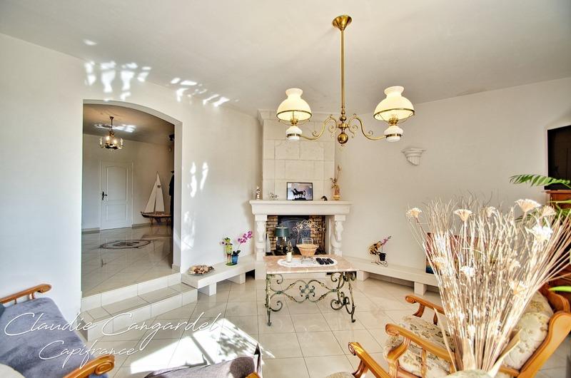 Maison - 257 m² - 8 pièces