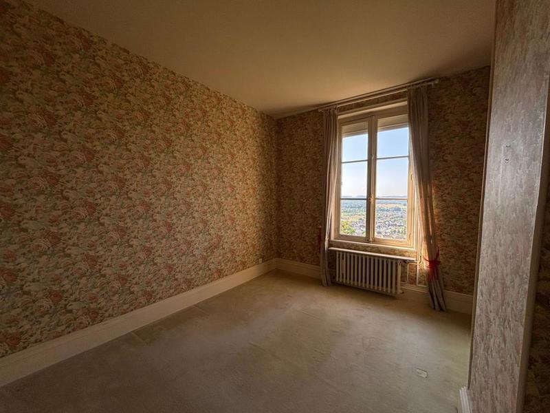 Appartement - 125 m² - 4 pièces