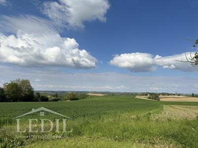 Propriété - 200 m² - 5 pièces