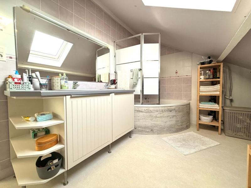 Maison - 111 m² - 5 pièces