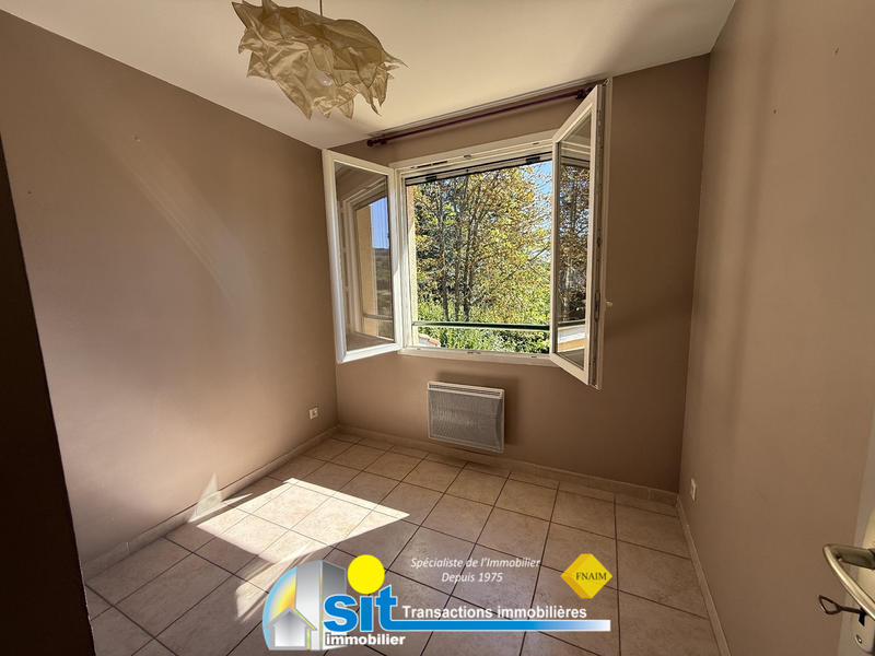 Villa - 80 m² - 4 pièces