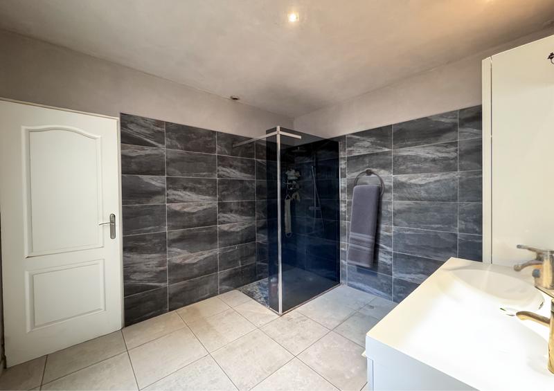 Appartement - 126 m² - 4 pièces