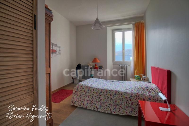 Maison bourgeoise - 252 m² - 8 pièces