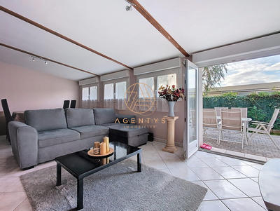 Maison - 105 m² - 5 pièces