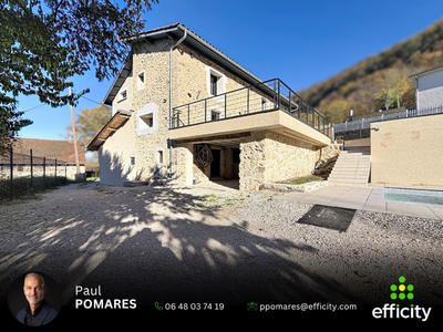 Maison - 195 m² - 6 pièces