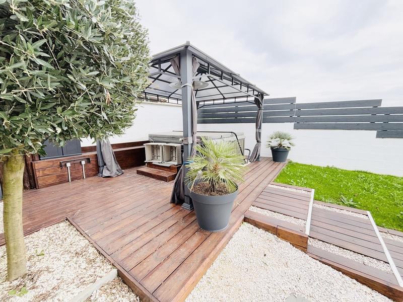 Maison - 116 m² - 6 pièces