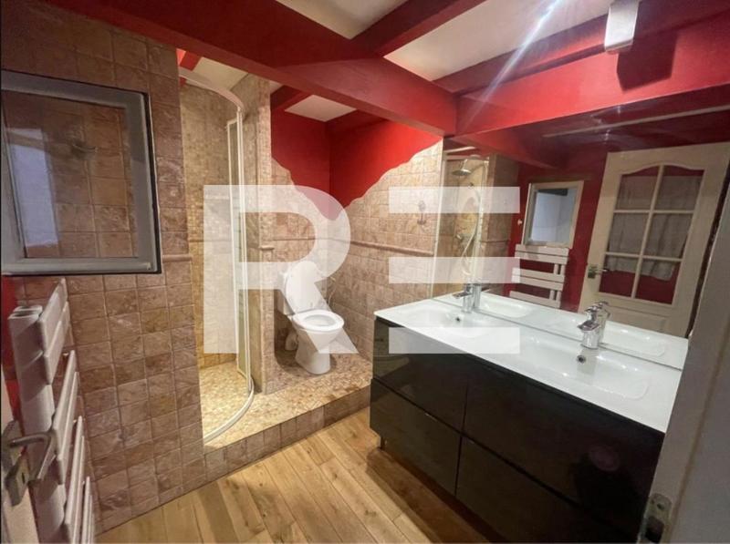 Appartement - 89 m² - 3 pièces