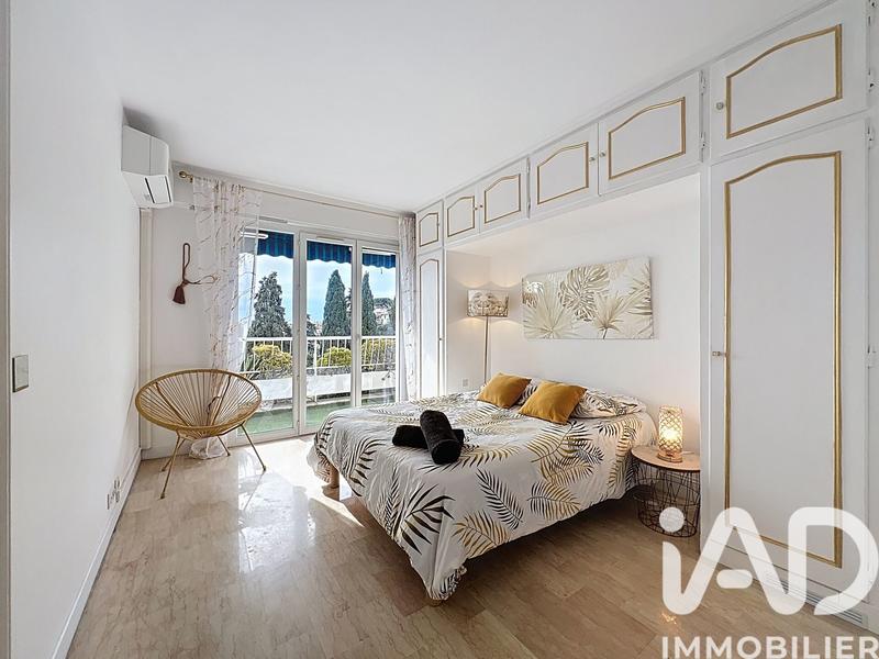 Appartement - 97 m² - 4 pièces