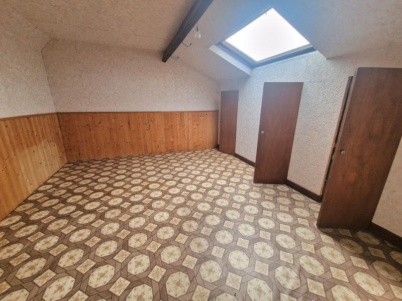 Maison - 111 m² - 5 pièces