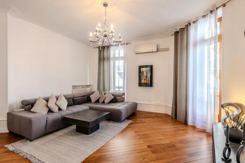 Appartement - 82 m² - 3 pièces