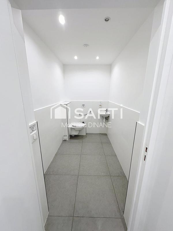 Bureau - 47 m² - 2 pièces