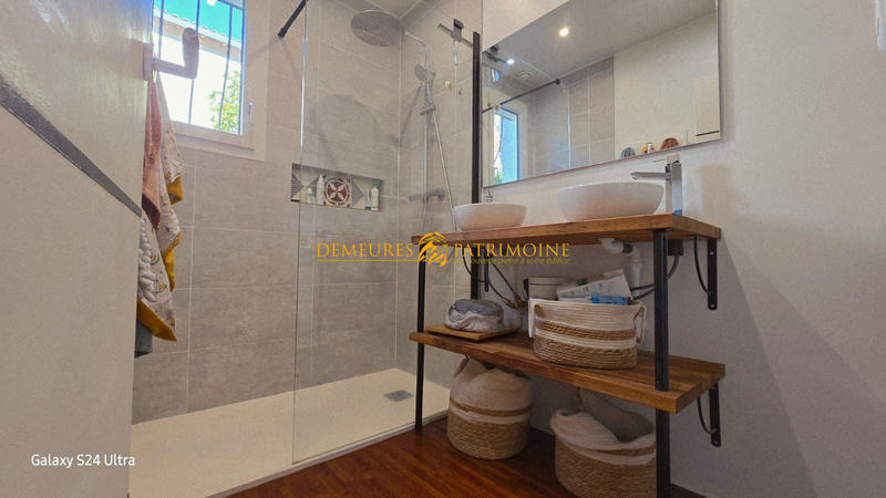 Maison - 96 m² - 4 pièces