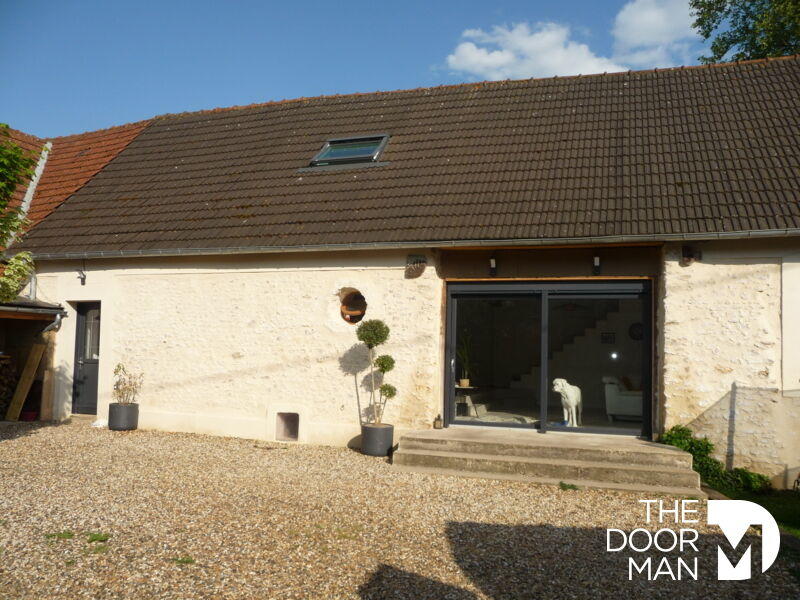 Demeure - 267 m² - 5 pièces