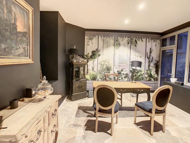 Local commercial - 88 m² - 3 pièces