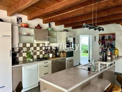 Maison - 105 m² - 5 pièces