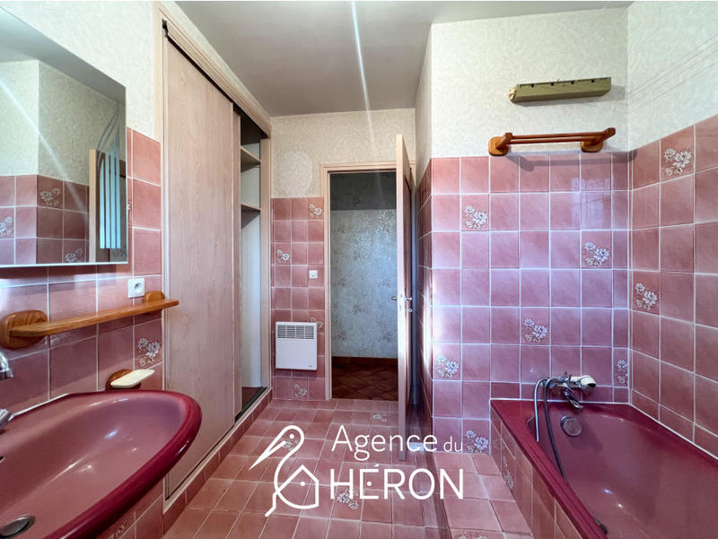 Maison - 122 m² - 7 pièces