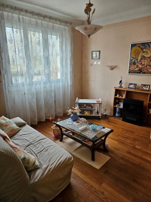 Maison - 95 m² - 5 pièces