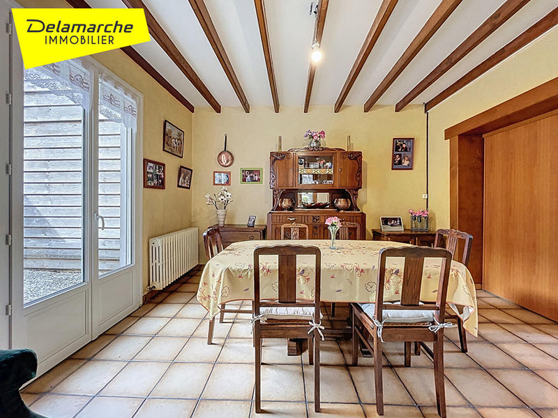 Maison - 104 m² - 6 pièces