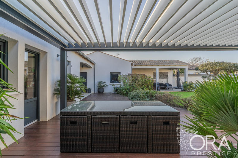 Villa - 179 m² - 6 pièces