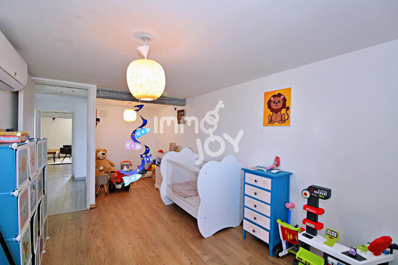 Maison - 157 m² - 6 pièces