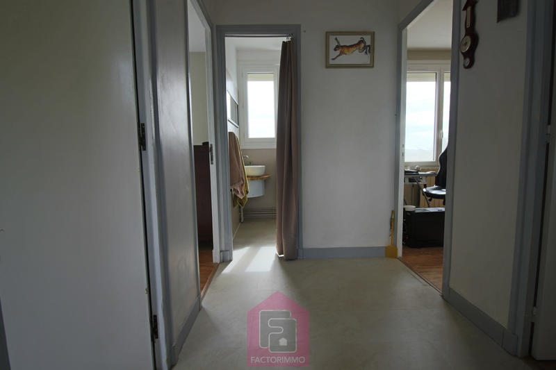 Maison - 100 m² - 6 pièces