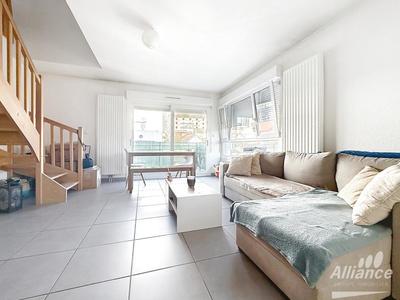 Duplex - 70 m² - 4 pièces