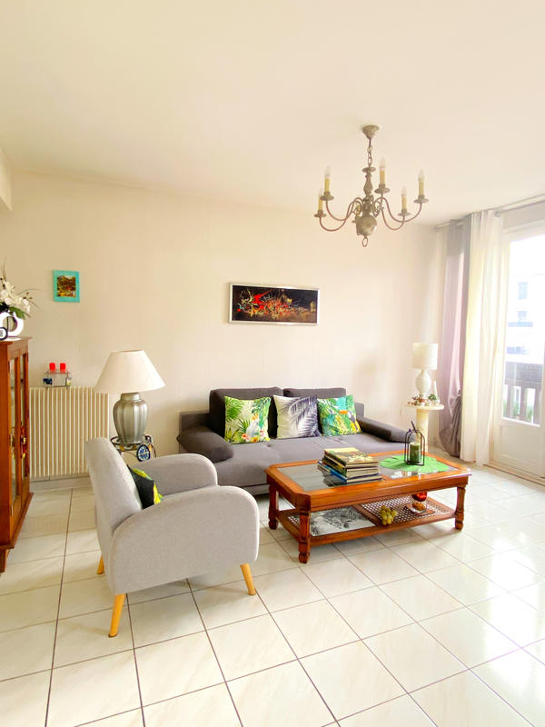 Appartement - 70 m² - 3 pièces