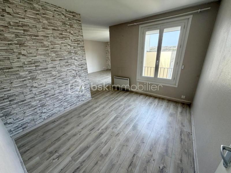 Appartement - 100 m² - 5 pièces