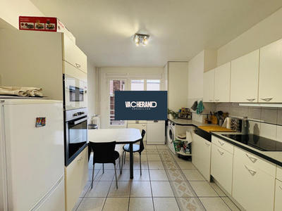 Appartement - 70 m² - 3 pièces