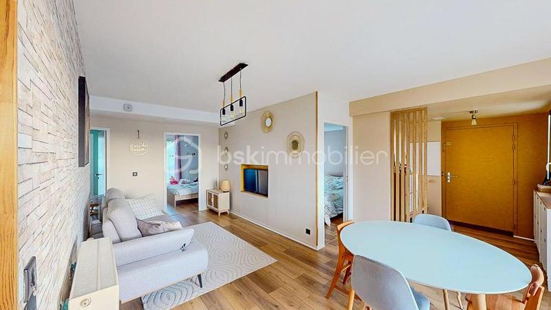 Appartement - 75 m² - 4 pièces