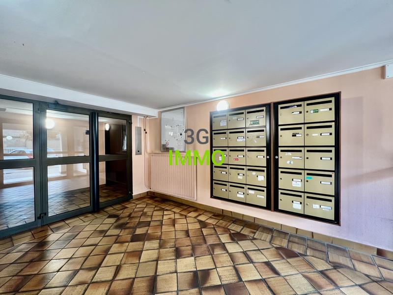 Appartement - 81 m² - 4 pièces