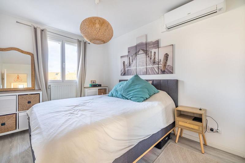 Pavillon - 77 m² - 4 pièces