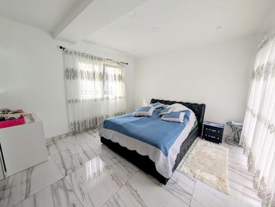 Maison - 190 m² - 6 pièces