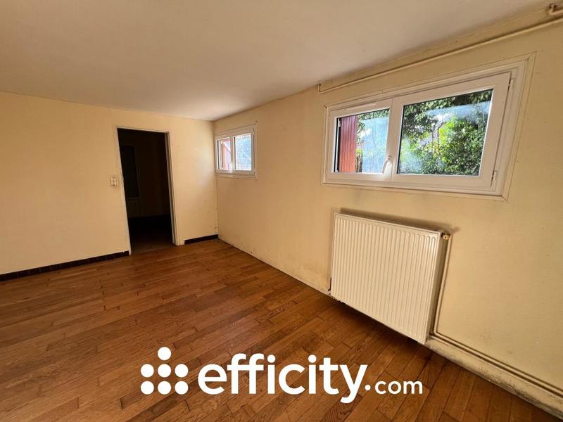 Pavillon - 150 m² - 6 pièces