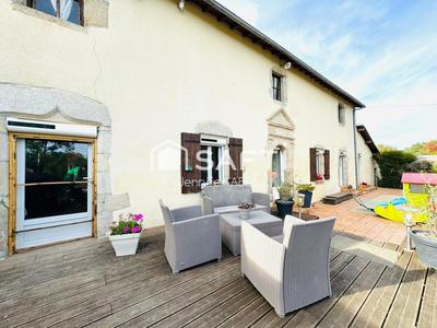 Maison - 144 m² - 5 pièces